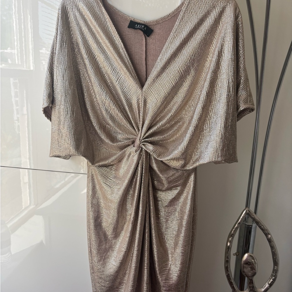 AKIRA Metallic Champagne Twist-Front Midi Dress gold L evening